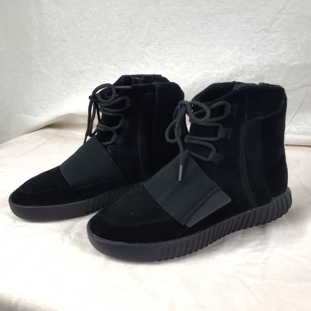 Yeezy Boost 750 Black US 8.5